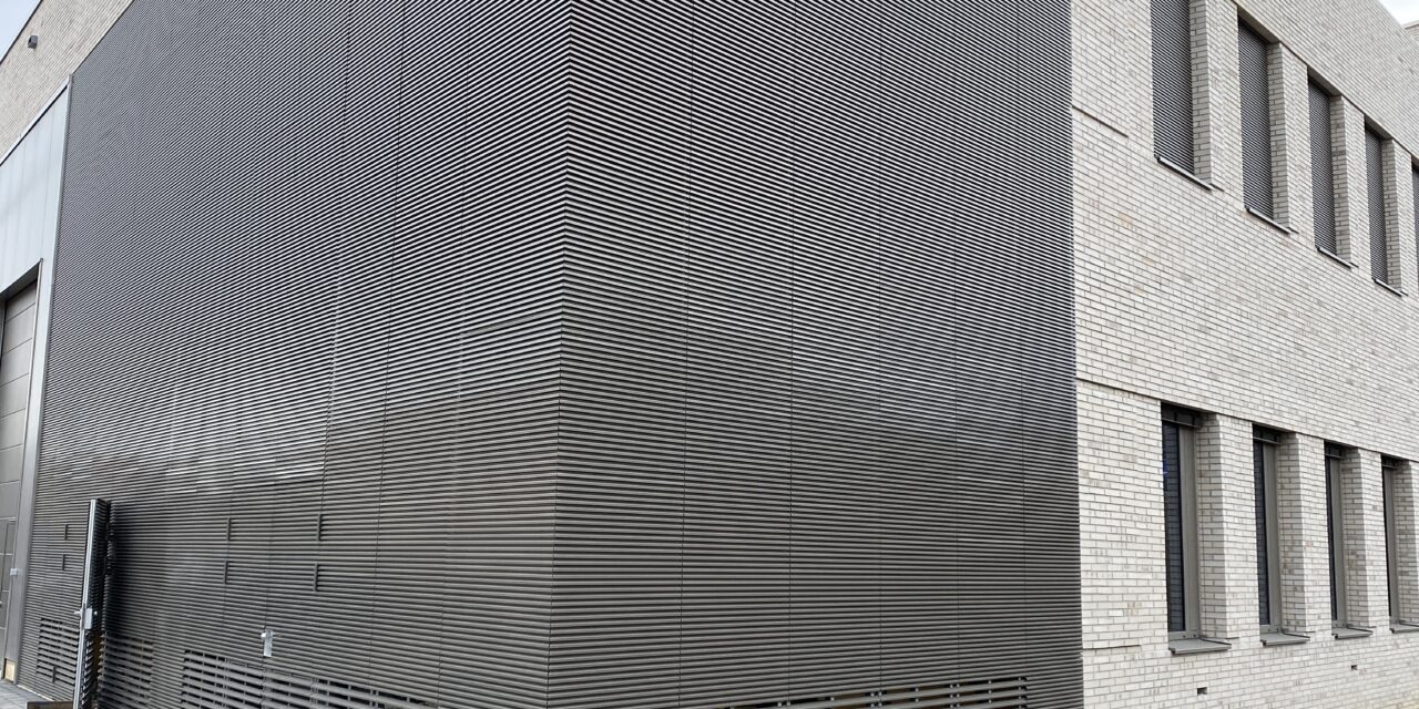 Stochersichere Lamellenfassade von rotec GmbH Berlin