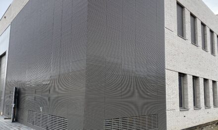 Our innovative facade element - the poke-proof lamella wall from rotec GmbH Berlin.