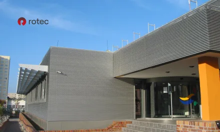 Aluminiowa fasada lamelowa w Poczdamie