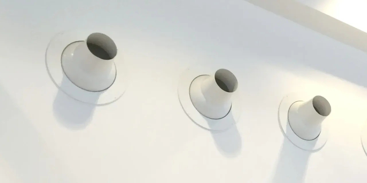 Wide throw nozzles from Grada ensure optimum air flow