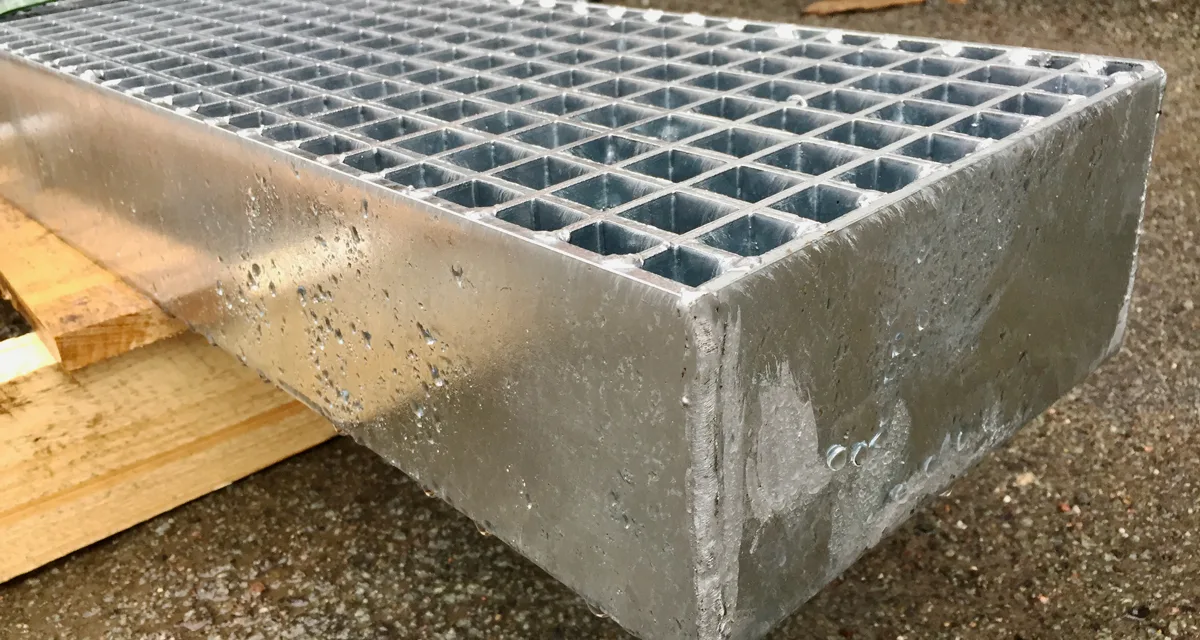 Heavy-duty gratings from Berlin: top quality for demanding applications