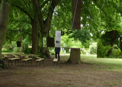 Spiegelbleche für die Dauerausstellung zur Geschichte der Hoffbauer-Stiftung in Potsdam