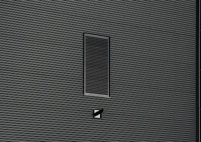 Integrated RC2 ventilation grille in the façade of a data center