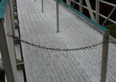 rotec safety grating for bridge decking
